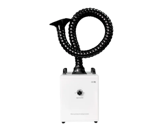 Odsesovalnik zraka priključi se na tresalnik